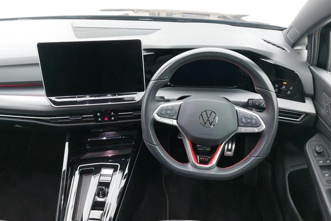 VOLKSWAGEN Golf Photo 11