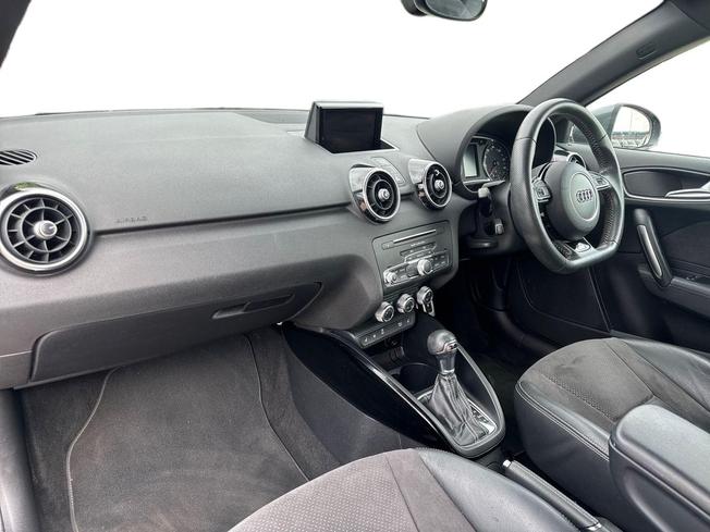 AUDI A1 Photo 2