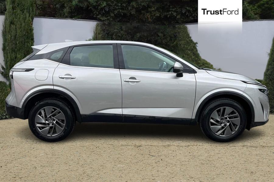 Nissan Qashqai Photo autoimg-407978827826155ca1c95032c6e584403d78b9b9.jpg