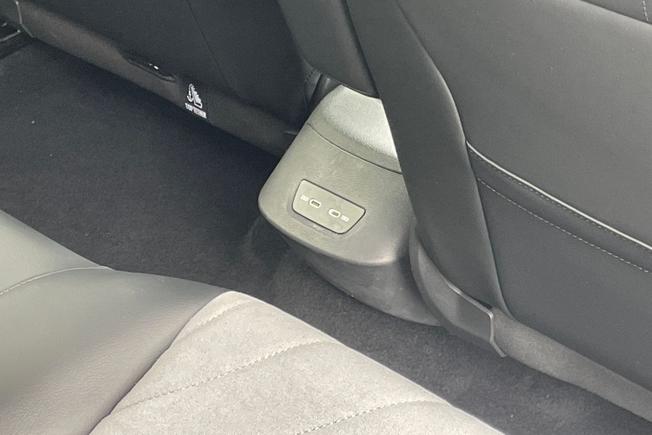 VOLKSWAGEN ID.3 Photo 49