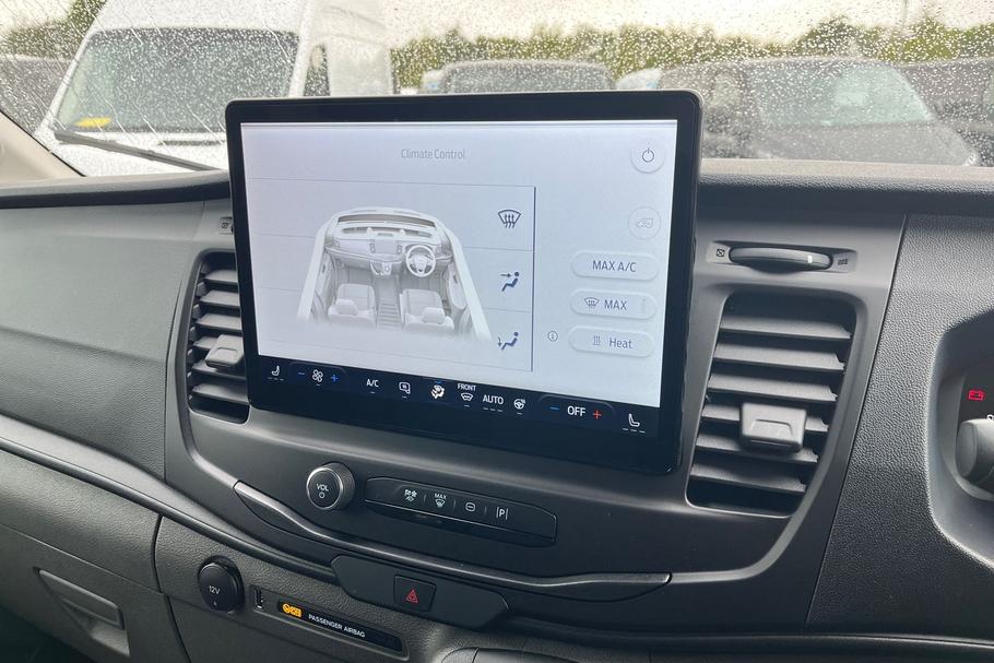 Used Ford E-TRANSIT 22