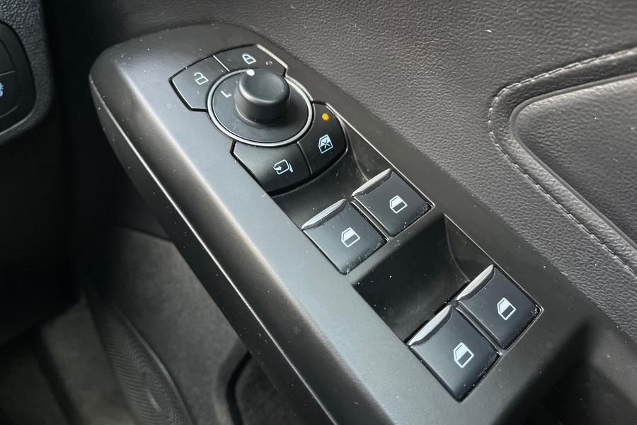 Ford FOCUS Photo autoimg-407d4c2e71242105c5613aea12810413a58001a1.jpg