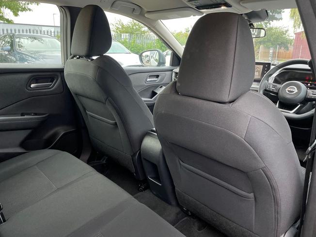 NISSAN Qashqai Photo 30