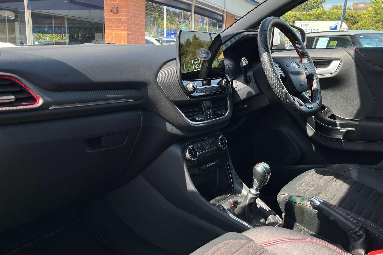 Ford Puma Photo 17