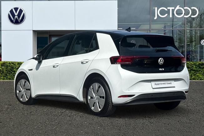 VOLKSWAGEN ID.3 Photo 3