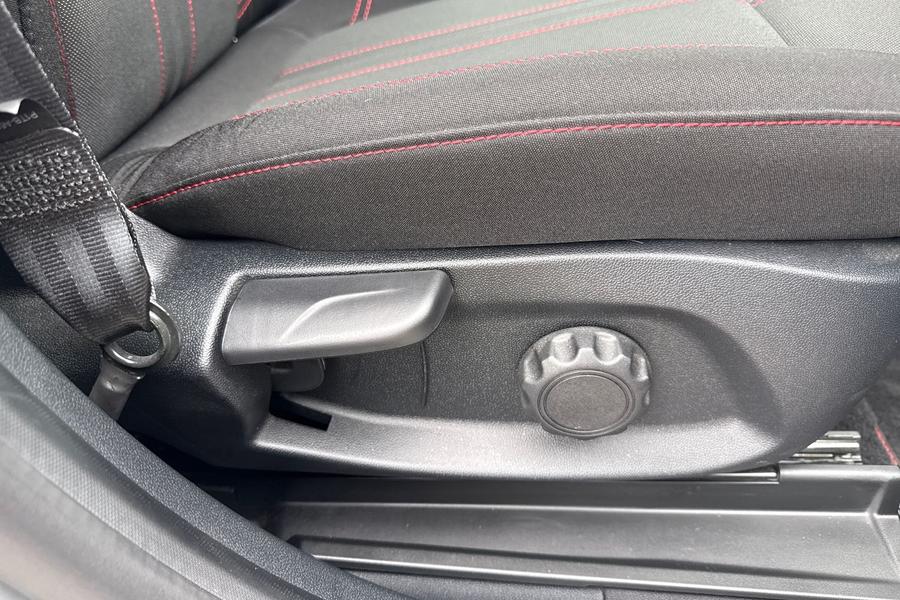 Ford PUMA Photo autoimg-408534d1346e39906dc075d20e7348e870bd5739.jpg