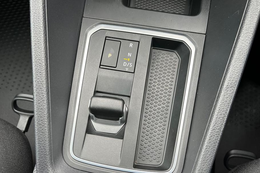 Used FORD TRANSIT CONNECT HS25CGF 17