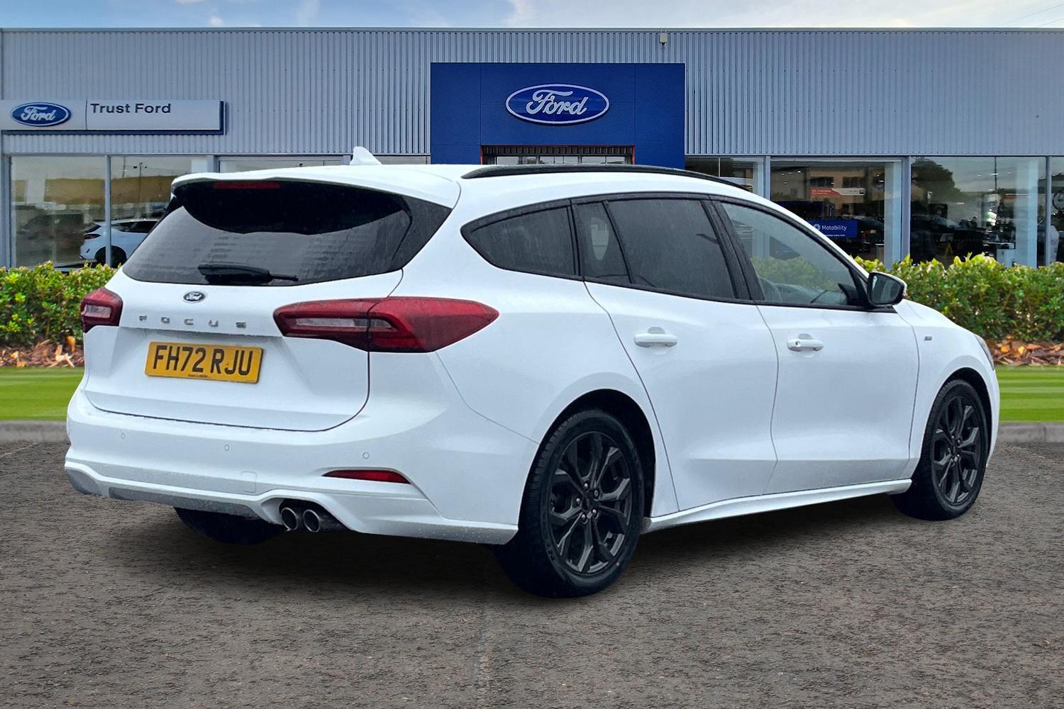 Ford Focus Photo 3