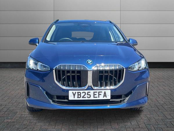 BMW 2 Series Active Tourer Photo autoimg-408bf5d0efa7c51df9b96b0bf14eaa198b6016d1.jpg