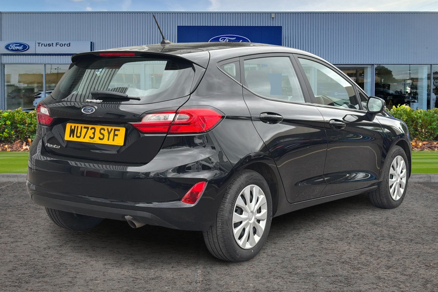 Ford FIESTA Photo 3