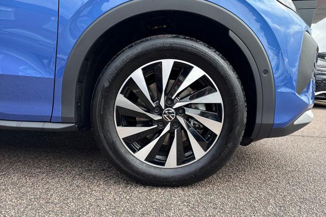 Volkswagen T-Roc Photo 5