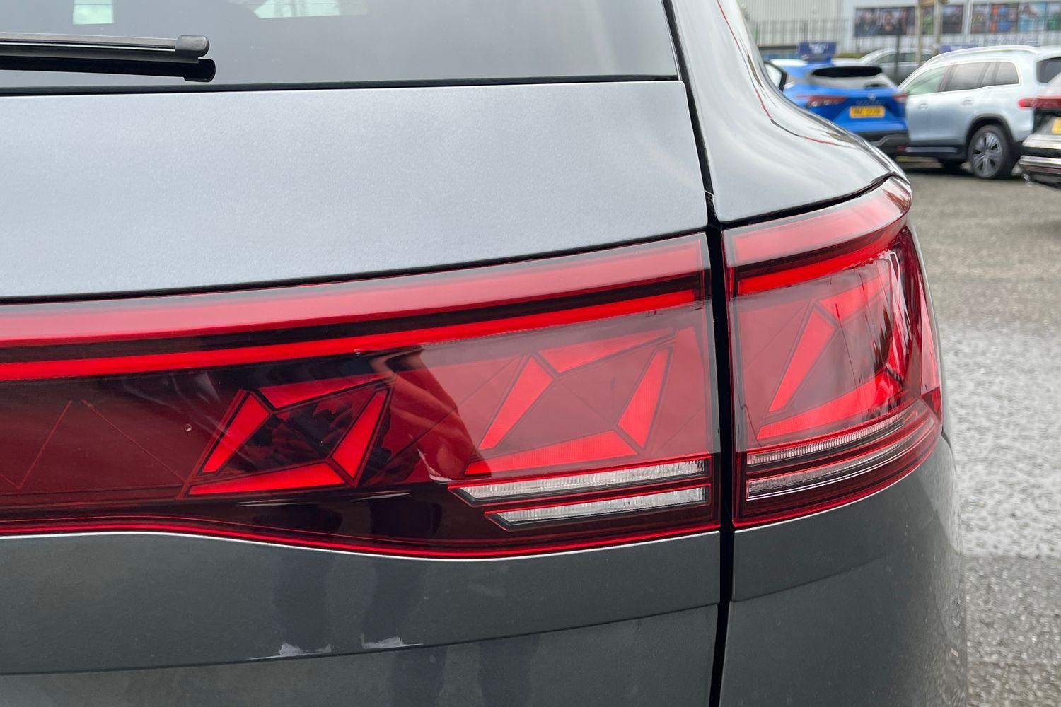 Volkswagen TOUAREG Photo 25