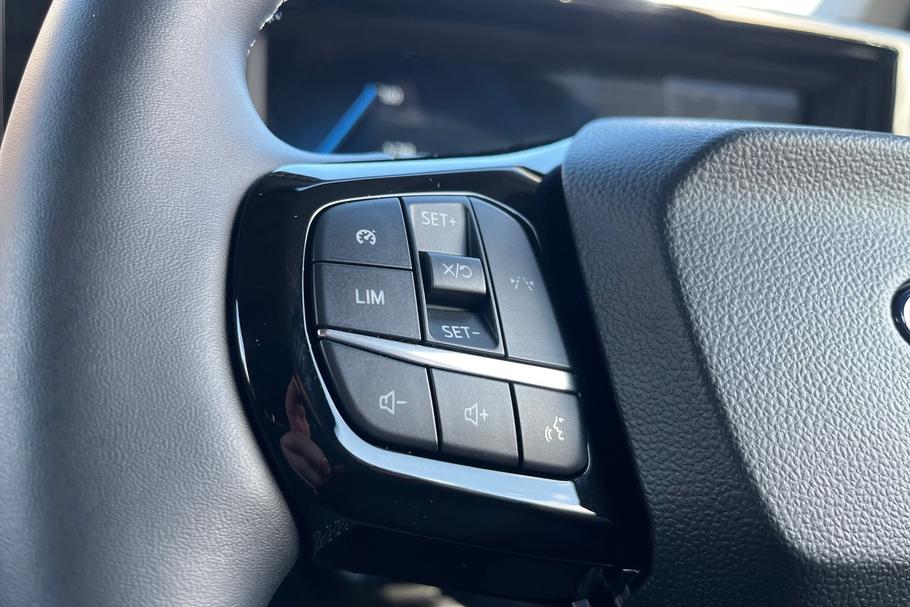 Used Ford E-TRANSIT COURIER 28