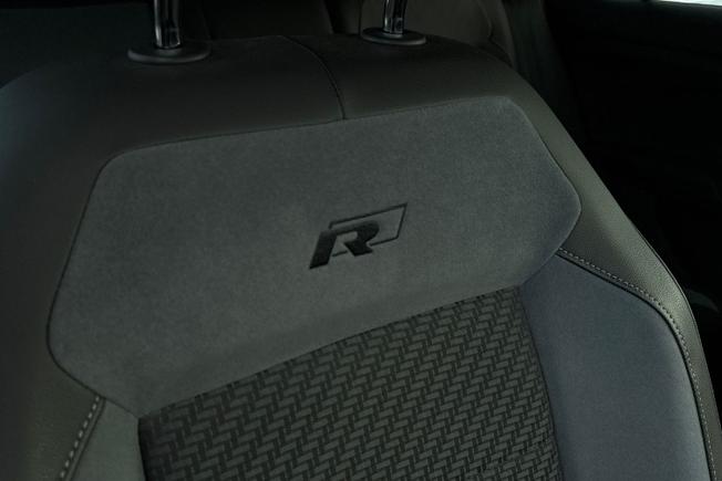 VOLKSWAGEN T-Cross Photo 26