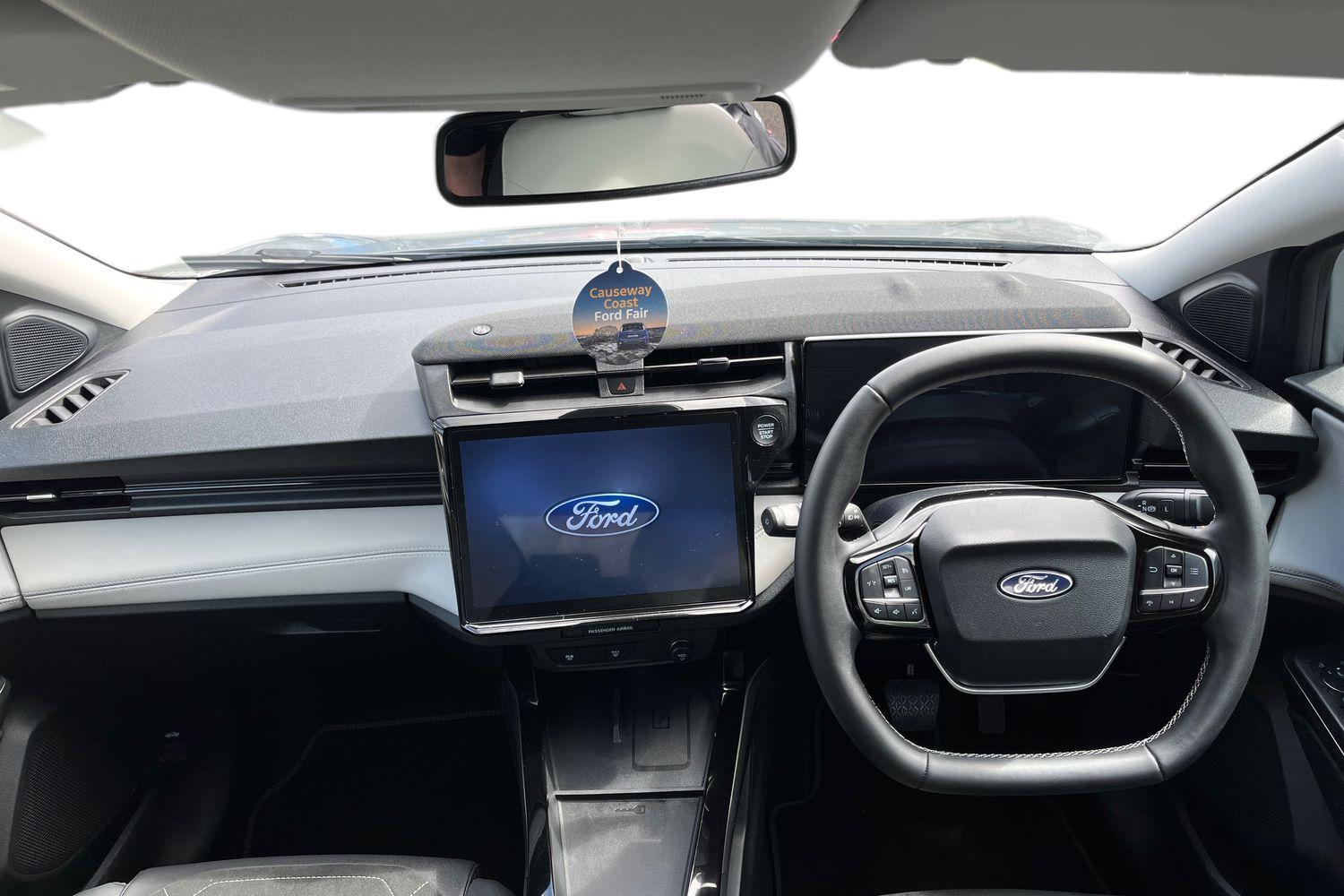 Ford Puma Gen-E Photo 9