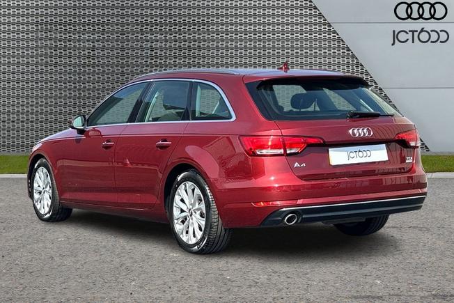 AUDI A4 Avant Photo 3