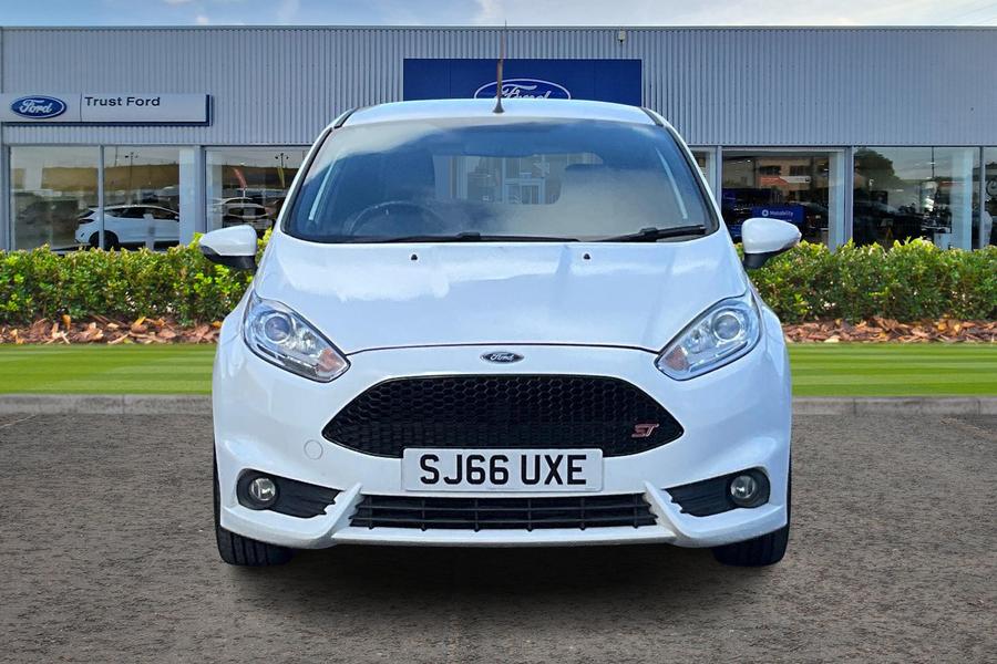 Ford FIESTA Photo autoimg-40a2bed0d4e8ad3f4446d40890f35439be94dd3d.jpg