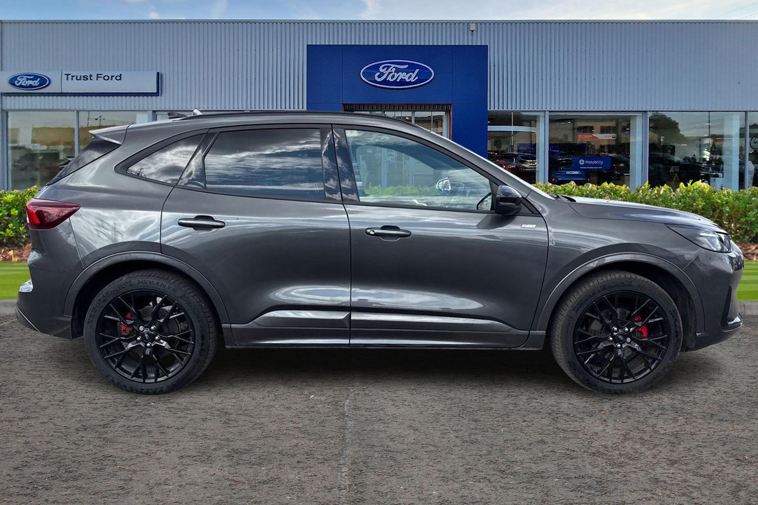 Ford KUGA Photo 2