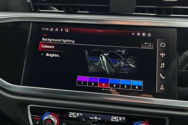 AUDI Q3 Photo 30