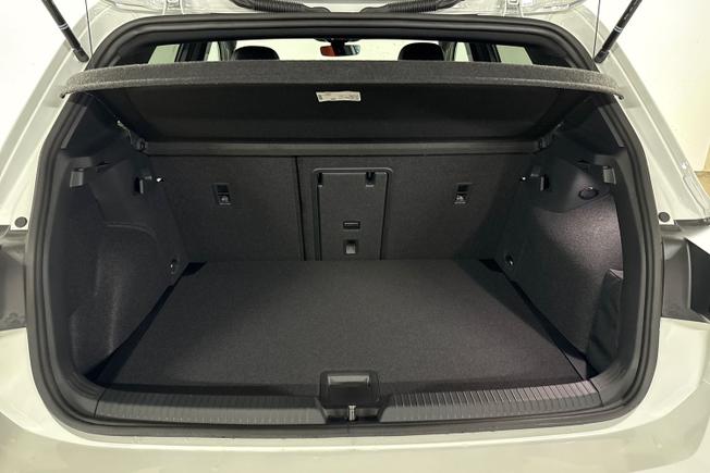VOLKSWAGEN Golf Photo 12