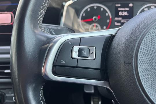 Volkswagen Polo Photo autoimg-40afd7662e8569d87337c9a839a113ad97e2fff1.jpg