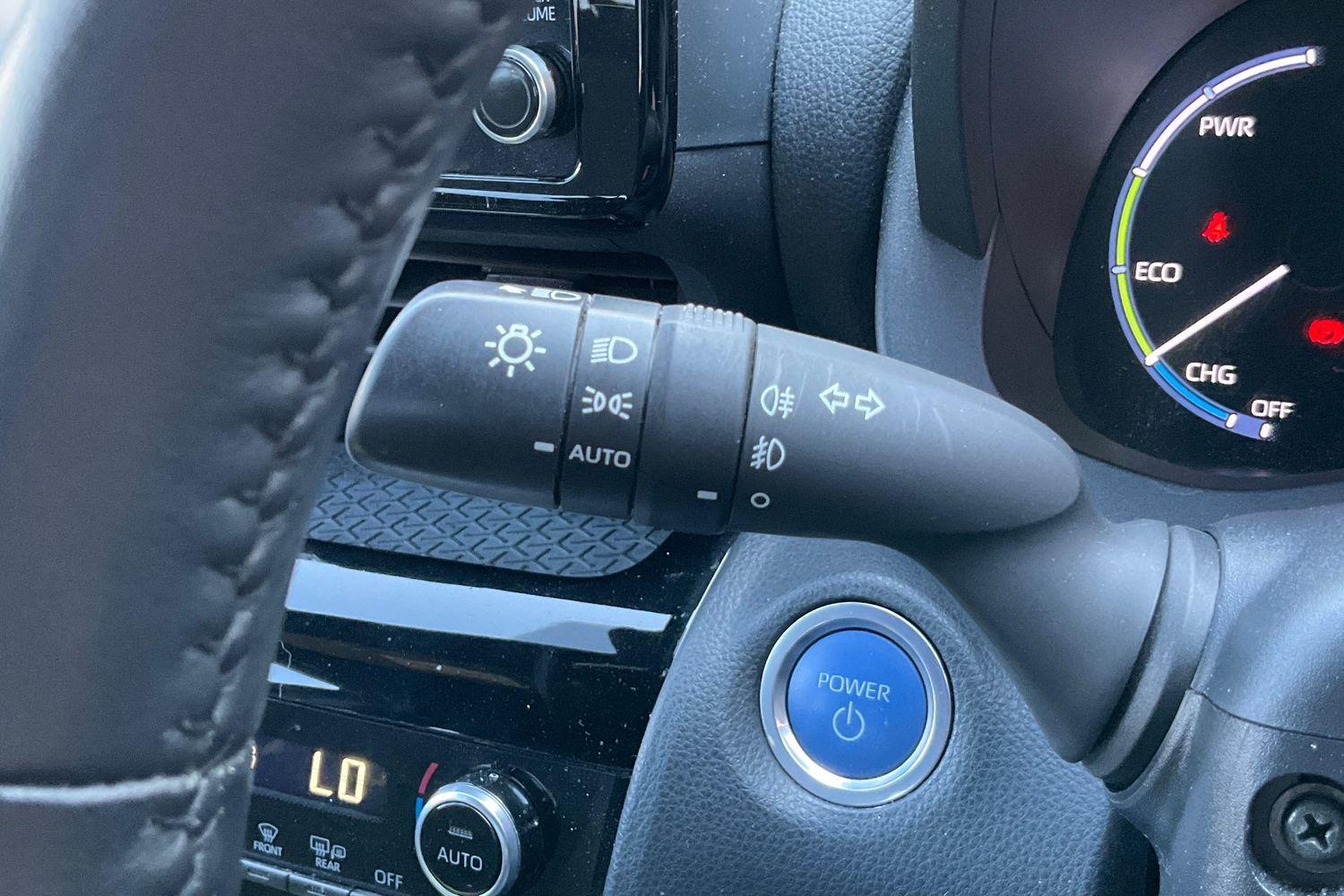 Toyota YARIS CROSS Photo 13