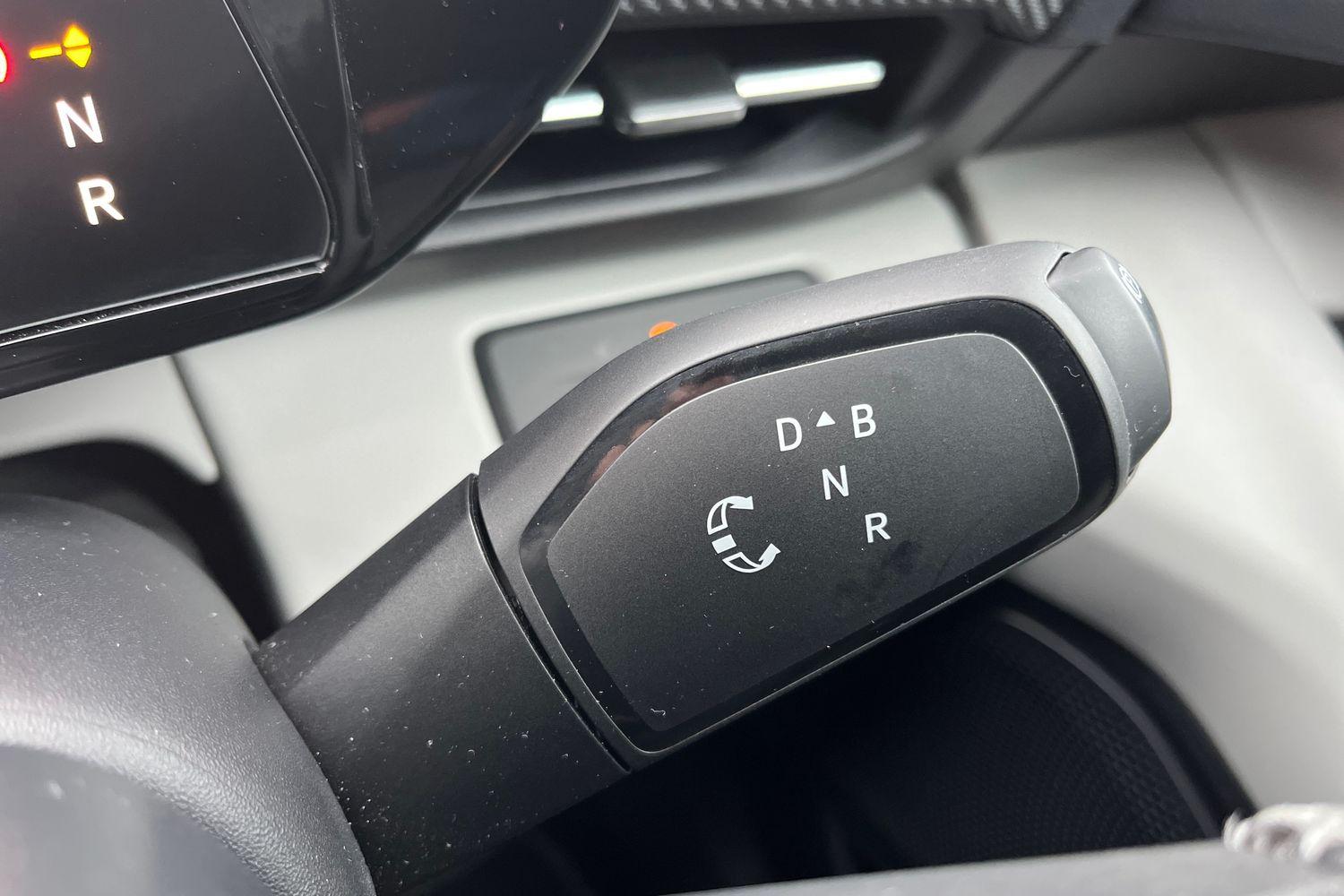 Ford Explorer Photo 14