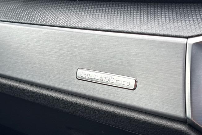 Audi Q3 Photo 33