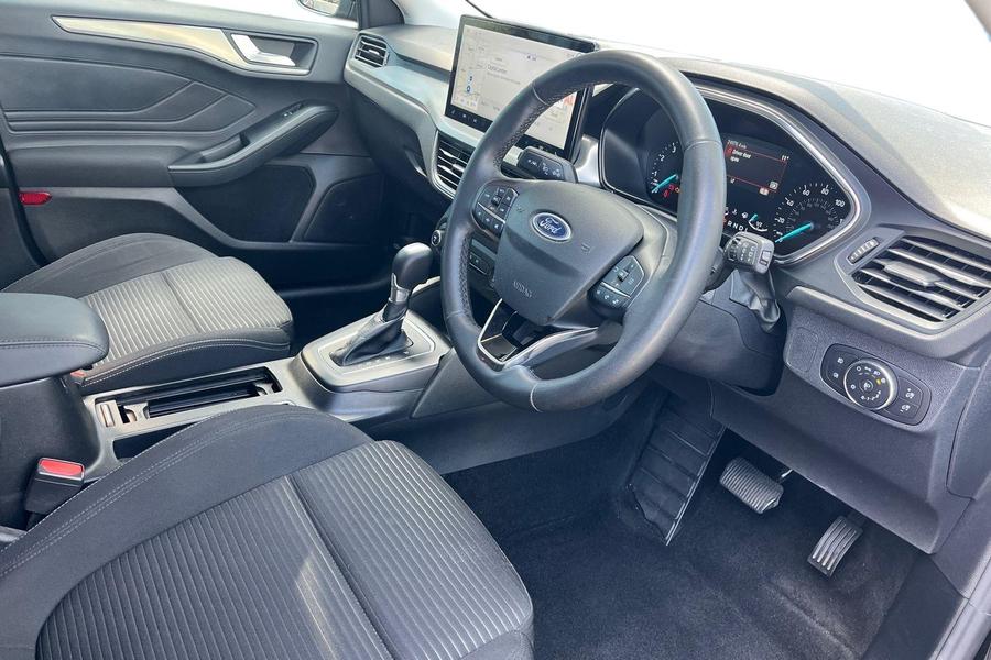 Ford Focus Photo autoimg-40b06b2b158bc10b7a21cd155492f9f15e1d00db.jpg