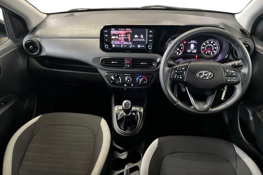 Hyundai i10 Photo autoimg-40b2e57c1c3dd58cb55cf73b2e6e415de9c42302.jpg