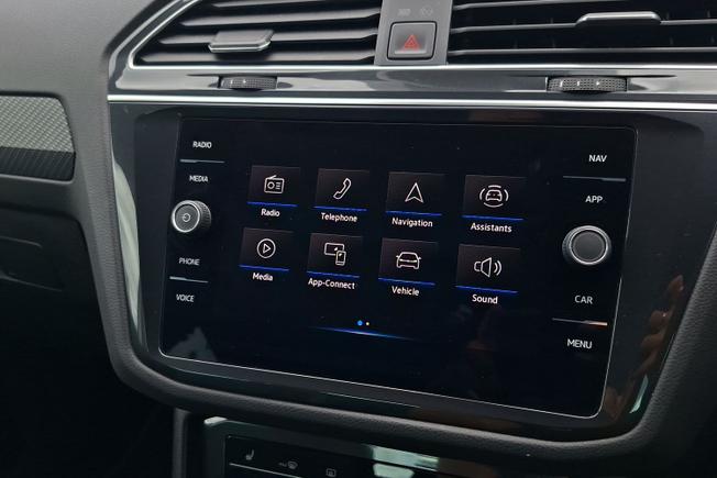 VOLKSWAGEN Tiguan Photo 13