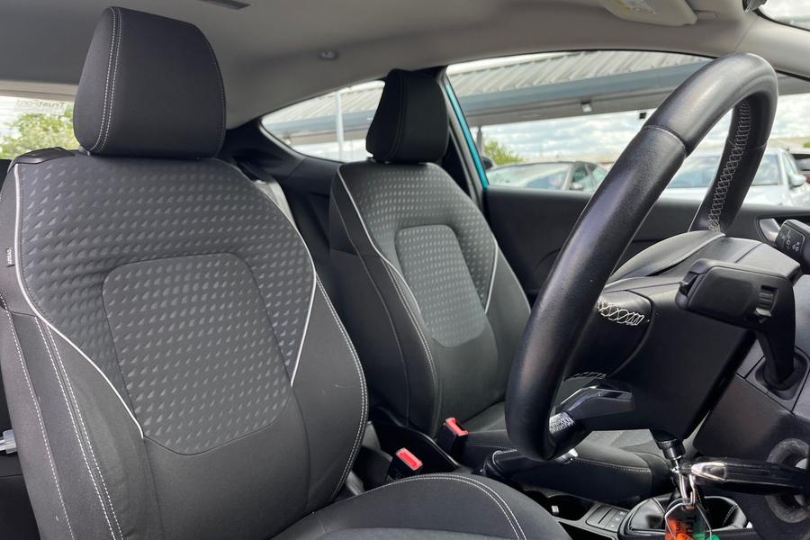 Ford Fiesta Photo autoimg-40b4e4ccfd964cf8b12c943599d848818751ff90.jpg