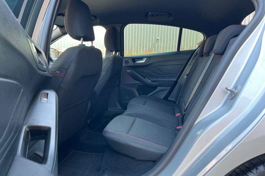Ford Focus Photo autoimg-40b5115770749b85fc5a0a6bb1598a9105b82411.jpg
