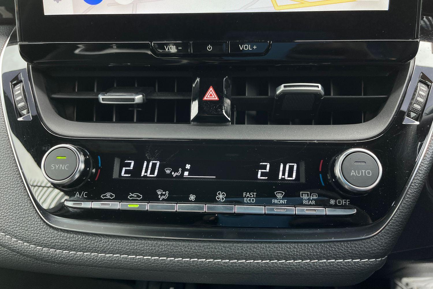 Toyota Corolla Photo 29