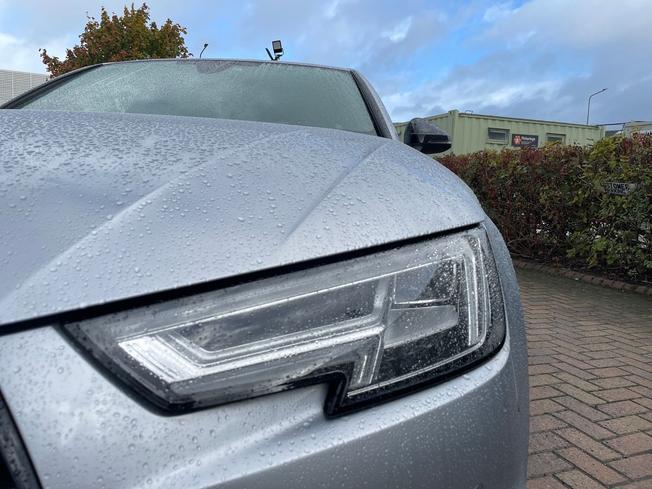 AUDI A4 Photo 19