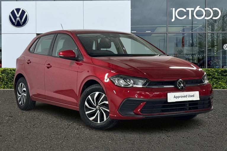 Used 2022 VOLKSWAGEN Polo 1.0 EVO Life Hatchback 5dr Petrol Manual Euro 6 (s/s) (80 ps) Red at JCT600