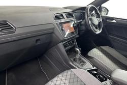 VOLKSWAGEN Tiguan Photo 2