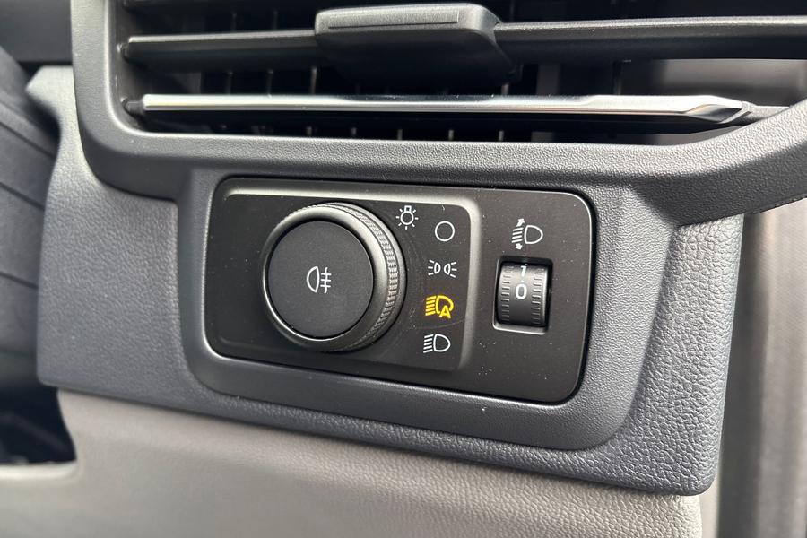 Ford TRANSIT CUSTOM Photo autoimg-40bba635ea334bde4f4549c252ef3b29022119cc.jpg