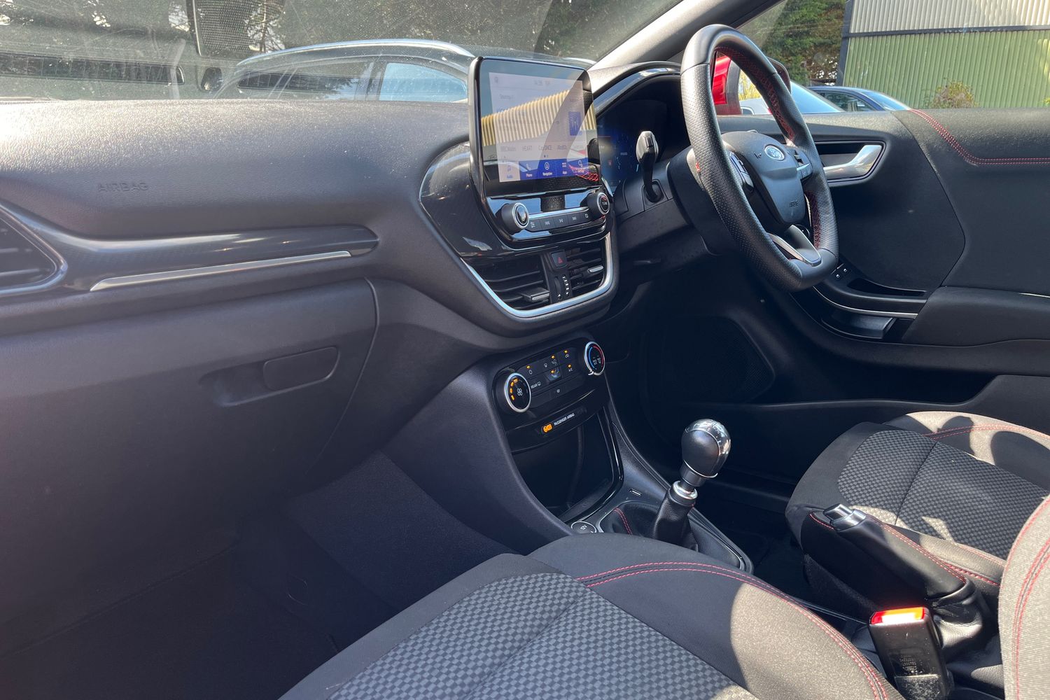 Ford PUMA Photo 17