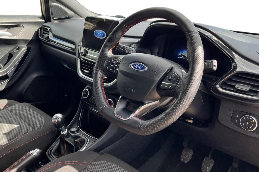 Ford PUMA Photo autoimg-40bf577ba8b9aadb2a1c9a3acf46b0211364a268.jpg