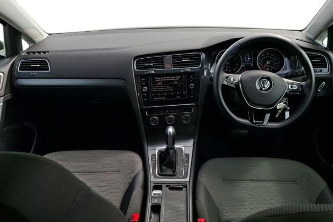 VOLKSWAGEN Golf Photo 10