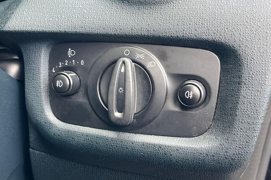 FORD FIESTA Photo autoimg-40c03d217ca37ad5ba1ec731715acf1f99d2de58.jpg