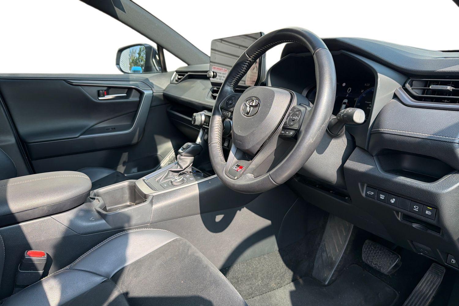 Toyota RAV4 Photo 8