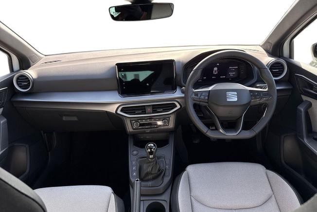 SEAT Ibiza Photo 10