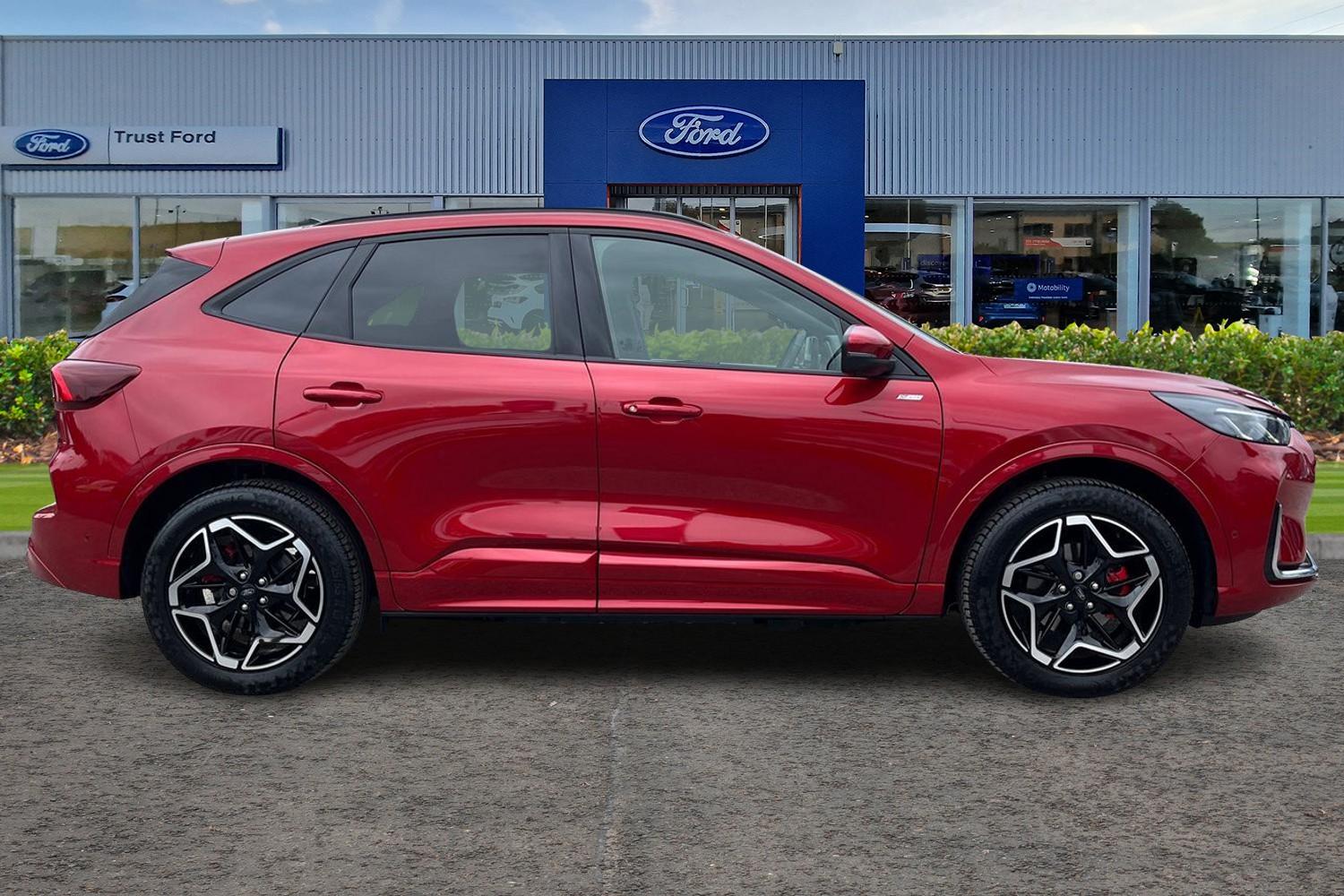 Ford Kuga Photo 2
