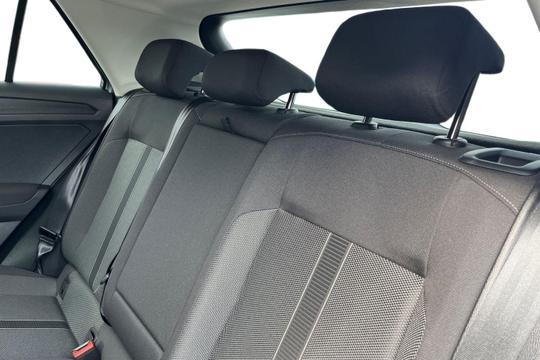 Volkswagen T-roc Photo autoimg-40cb5b8670d171fc91c92a25ddd9e0d8b73d41ba.jpg