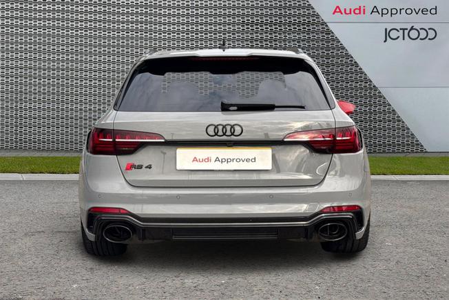 AUDI Rs4 Avant Photo 7