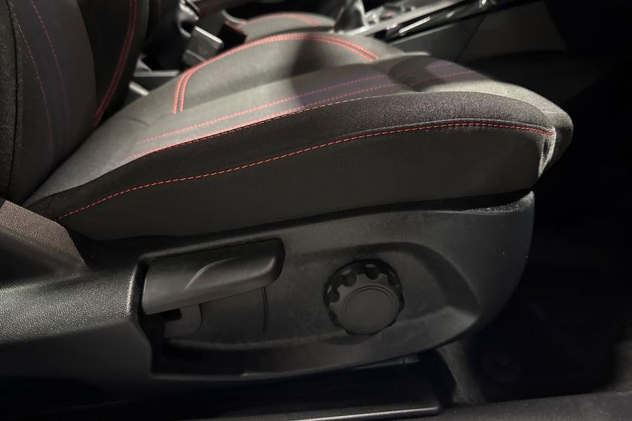 Ford PUMA Photo autoimg-40d86582899bb1b6339d2fd91a9bfff244f62595.jpg
