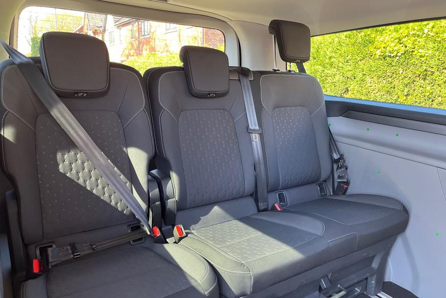 Used Ford TOURNEO CUSTOM LG74RXX 29