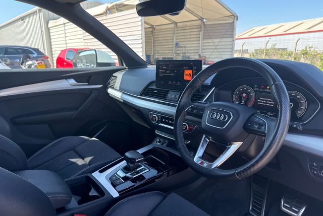 AUDI Q5 Photo 29